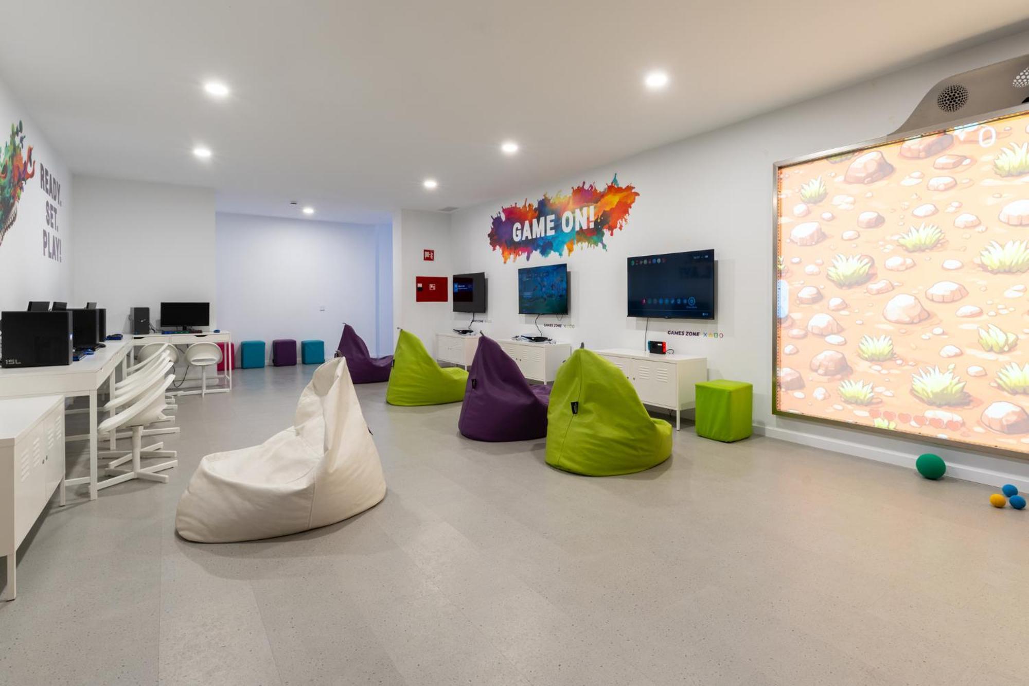 Fergus Club Mallorca Waterpark Hotel 4*